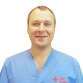 Назукин Евгений Дмитриевич, стоматолог-хирург