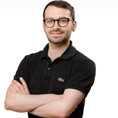 Меликов Азер Фуадович, стоматолог-терапевт