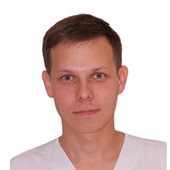 Валиев Азат Наилевич, стоматолог-хирург