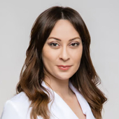 Хакунова Альбина Руслановна, стоматолог-терапевт