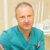 Щипков Дмитрий Анатольевич, стоматолог-хирург