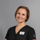 Жукова Наталья Александровна, стоматолог-хирург