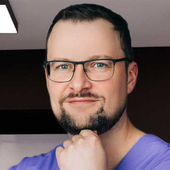 Литвинский Антон Геннадьевич, стоматолог-ортопед