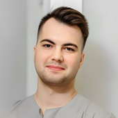 Фролов Владислав Юрьевич, массажист