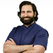 Аветисян Артур Самвелович, стоматолог-хирург