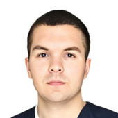 Протопопов Даниил Олегович, врач-косметолог