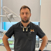 Хардиков Станислав Владимирович, стоматолог-хирург