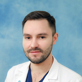 Тихонов Никита Михайлович, офтальмолог-хирург
