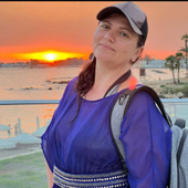 Лилия, массажист