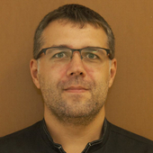 Хлынцев Михаил Михайлович, стоматолог-терапевт