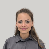 Данилова Ангелина Владимировна, стоматолог-хирург