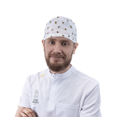 Давыдов Илья Андреевич, пластический хирург