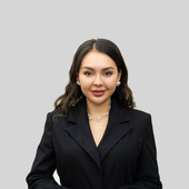 Столярова Диана Андриановна, пластический хирург