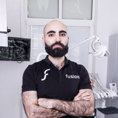 Гаспарян Давид Геворгович, стоматолог-терапевт