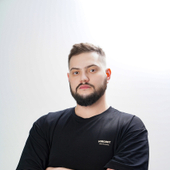 Уртаев Игорь Юрьевич, стоматолог-хирург