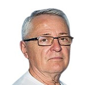 Артамонов Владимир Александрович, стоматолог-терапевт