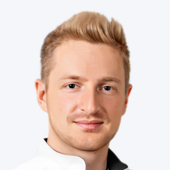 Степанович Серафим Александрович, пластический хирург