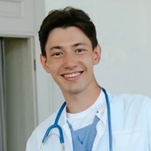 Навдаев Кирилл Сергеевич, педиатр