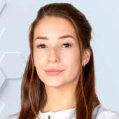 Курманиязова Виктория Ильинична, офтальмолог