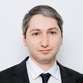 Малумянц Владимир Львович, стоматолог-хирург