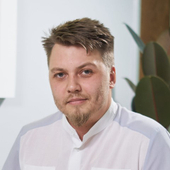 Шумилов Кирилл Александрович, стоматолог-терапевт