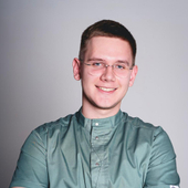 Топко Кирилл Юрьевич, стоматолог-хирург