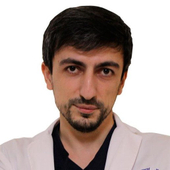 Омаров Шамиль Зубаирович, пластический хирург