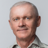 Стасевич Юрий Алексеевич, детский массажист