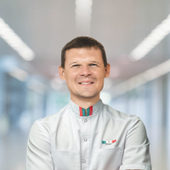 Бекшанов Дмитрий Сергеевич, стоматолог-хирург