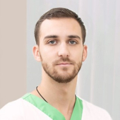 Яворчук Евгений Дмитриевич, стоматолог-хирург