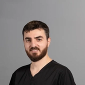 Курамагомедов Осман Шамильевич, стоматолог-хирург