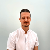 Бачуров Илья Константинович, стоматолог-ортопед