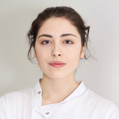 Жанкишиева Карина Керимовна, стоматолог-терапевт