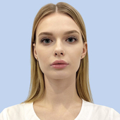 Шумкова Елизавета Александровна, стоматолог-терапевт