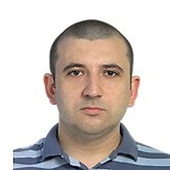 Павлюченко Лев Игоревич, стоматолог-терапевт