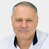 Титов Алексей Валерьевич, офтальмолог-хирург