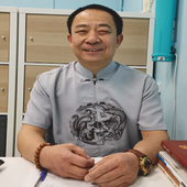 Ли Юншэн, массажист