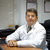 Романищев Владимир Егорович, стоматолог-терапевт