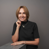 Верьясова Инна Владимировна, стоматолог-хирург