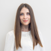 Чернышкова Марина Маратовна, стоматолог-терапевт