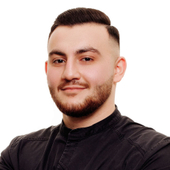 Захаров Артур Каренович, стоматолог-ортопед