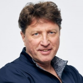 Ветчинкин Антон Владимирович, стоматолог-терапевт