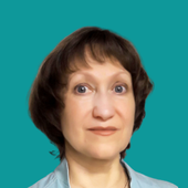 Гусарова Анна Цветовна, стоматолог-терапевт