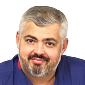 Амоев Роберт Валерьевич, хирург