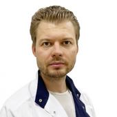 Кириченко Владимир Олегович, офтальмолог