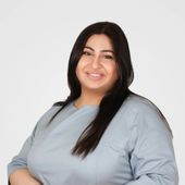 Думанова Мария Джимовна, стоматолог-терапевт