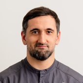 Абдуллаев Магомед Гаджиахмедович, стоматолог-ортопед