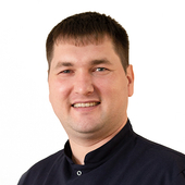 Альбеков Марат Фаритович, стоматолог-терапевт