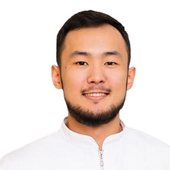 Шарыпов Кайрат Женишбекович, стоматолог-терапевт