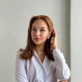 Петлевая Кристина Алексеевна, акушерка